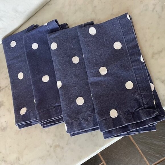 Kate Spade Charlotte Street Napkins Navy White Polka Dot 4 - Picture 1 of 14